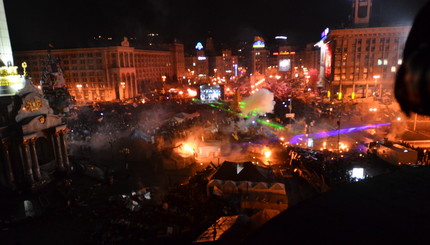 Штурм Майдана - огонь, водометы и ЧП