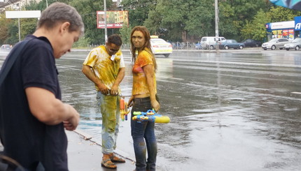 В Киеве прошел фестиваль красок Холи