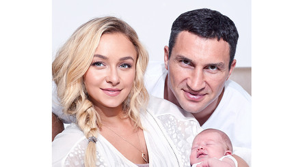 Кличко и Панеттьери впервые показали свою новорожденную дочь