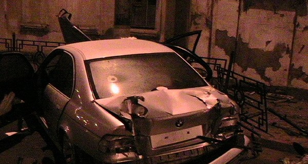 В Керчи разбился пассажир «BMW»