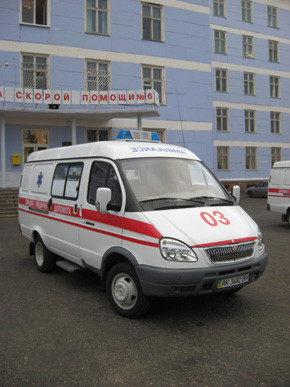 В Крыму маршрутка столкнулась с экскаватором - один человек погиб