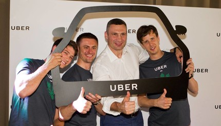 Первым пассажиром Uber в Киеве стал мэр Кличко