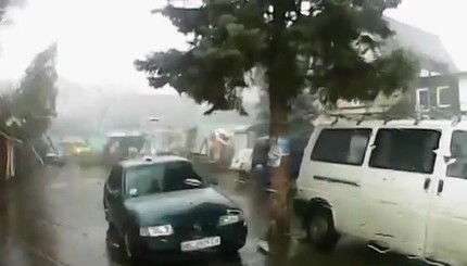 Ураган в Самборе: видео очевидцев
