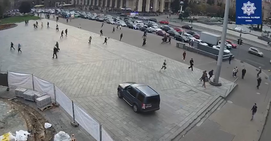 ДТП на Майдане Независимости в Киеве: водитель сбил насмерть двух человек