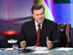 Янукович снова не согласен с тем, что подписал