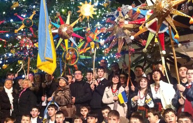 В Ватикане разобрали украинскую рождественскую елку