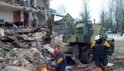 Обвал общежития в Чернигове: фото с места происшествия