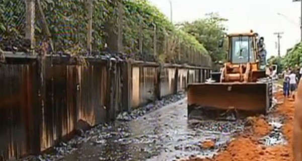 В Бразилии затопило карамелью целый город