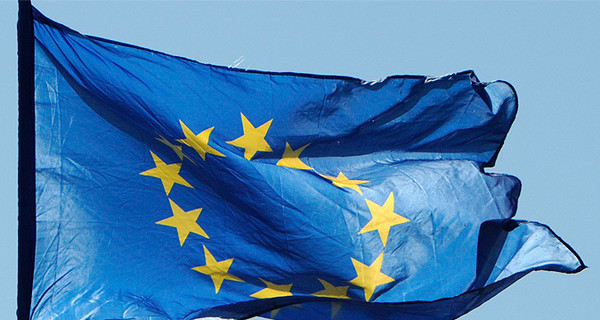 С болгар и румын сняли ограничения на работу в странах ЕС