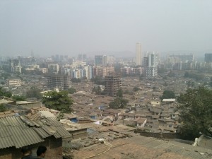 В Индии обрушилось строящееся здание, есть жертвы