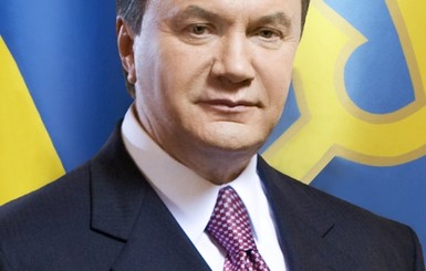 Виктор Янукович пожелал  Леониду Кравчуку здоровья и семейного тепла