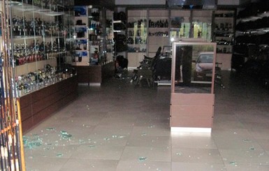 Воры из Киева ограбили престижные магазины на сумму три миллиона гривен