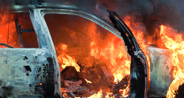 В Киеве задержали поджигателя автомобиля 