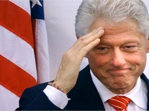 Билл Клинтон восхитился выдержкой украинцев  