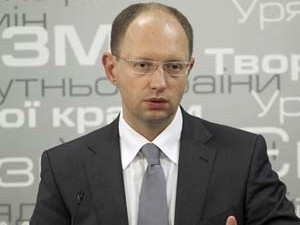 Яценюк отказался от предложения занять пост премьера