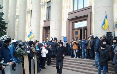 Харьковские евромайдановцы хотят не пустить Добкина на работу