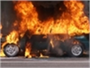 Ночью в Киеве опять горели машины