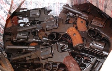 Жители Днепропетровской области стали активно вооружаться