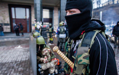 В Луганске директора школ готовятся к референдуму под дулом автоматов