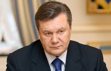 Янукович снова объявился и поддержал референдум в Донецкой и Луганской областях