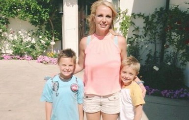 Бритни Спирс поделилась семейным снимком