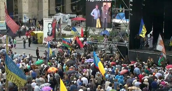 В Киев на пятое общественное вече на Майдане приехали бойцы из зоны АТО