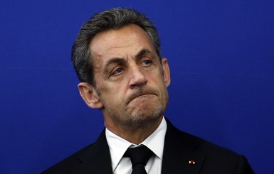 Экс-президенту Франции предъявлено обвинение в коррупции