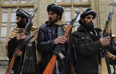 В Афганистане боевики убили 15 пассажиров автобуса