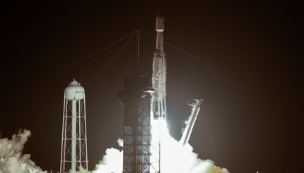 SpaceX успешно запустила сверхтяжелую ракету