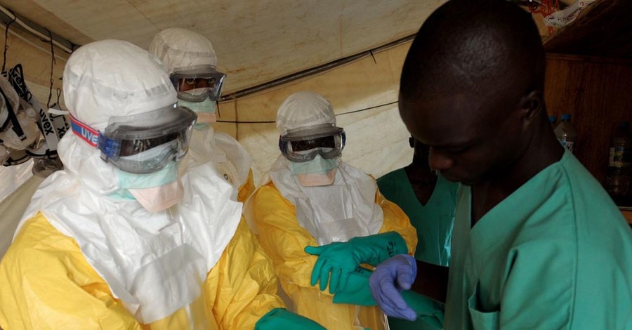 От вируса Эбола уже погибли более 3 тысяч человек