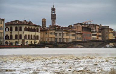 Наводнение в Италии: затоплено несколько населенных пунктов, есть жертвы