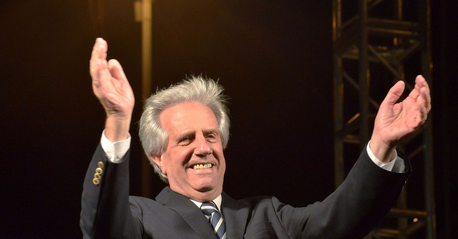 На выборах президента Уругвая победил онколог  