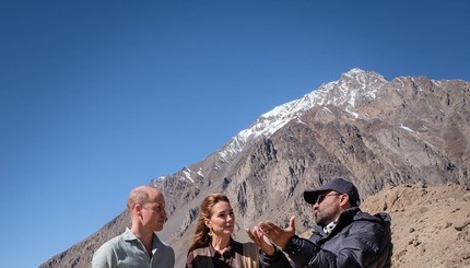 Наряды Кейт Миддлтон во время турне в Пакистан