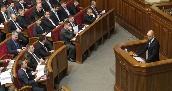 Парламентарии намерены избавить Украину от неприкасаемых депутатов и судей