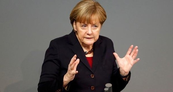 Меркель заявила, что саммит G7 пройдет без Путина