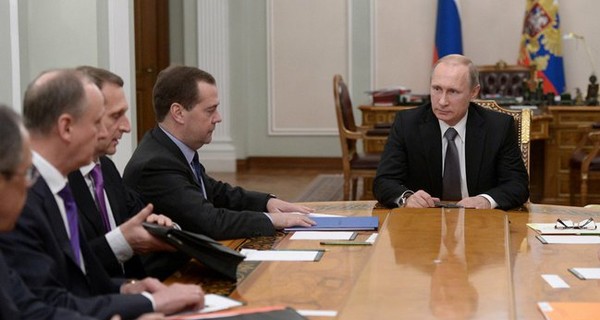 Путин собрал Совбез для обсуждения встречи в Астане