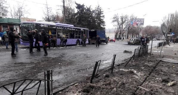 В Минобороны заявили, что троллейбус в Донецке обстреляли бойцы 