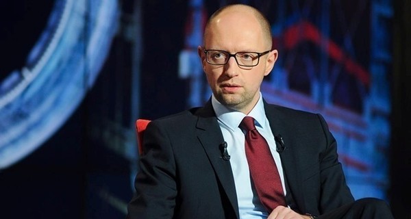 Яценюк прокомментировал заявление России об аннексии ФРГ  Восточной Германии