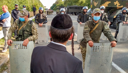 Что происходит на украинской границе, куда прибыли паломники-хасиды