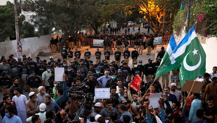 Протесты в Пакистане из-за карикатуры на пророка Мухаммеда в Charlie Hebdo