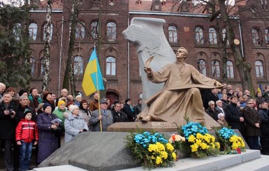 Во Львове открыли памятник автору музыки гимна