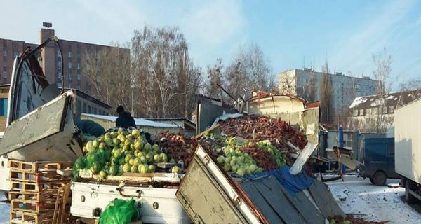 В Харькове на рынке баллон с газом взорвал металлический полуприцеп