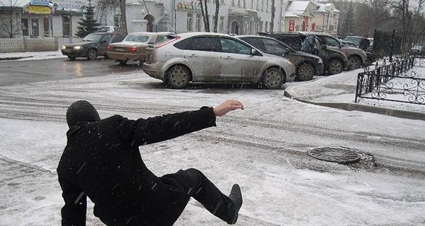 В Киеве на смену снегопадам придет гололед