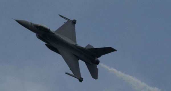 В США разбился истребитель F-16