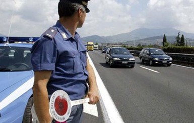 Итальянский суд оправдал пьяного водителя, который предлагал взятку полицейскому