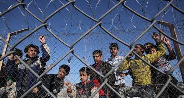 Европол сообщил об исчезновении в Европе 10 тысяч детей-беженцев 