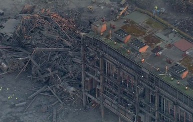 Видео смертельного обрушения электростанции в Великобритании