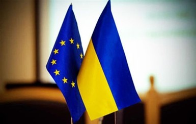 Вступить в ЕС и НАТО украинцы хотят меньше, чем годом ранее 