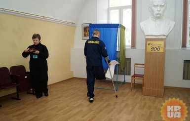 В Донецке опять перенесли выборы
