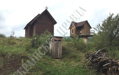 Парубий похвастался домиком в деревне за 300 гривен